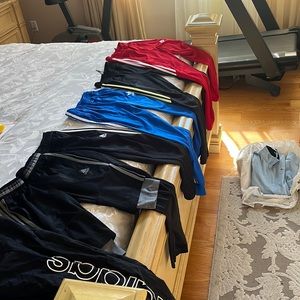 Boys size  Small 9-10y adidas joggers